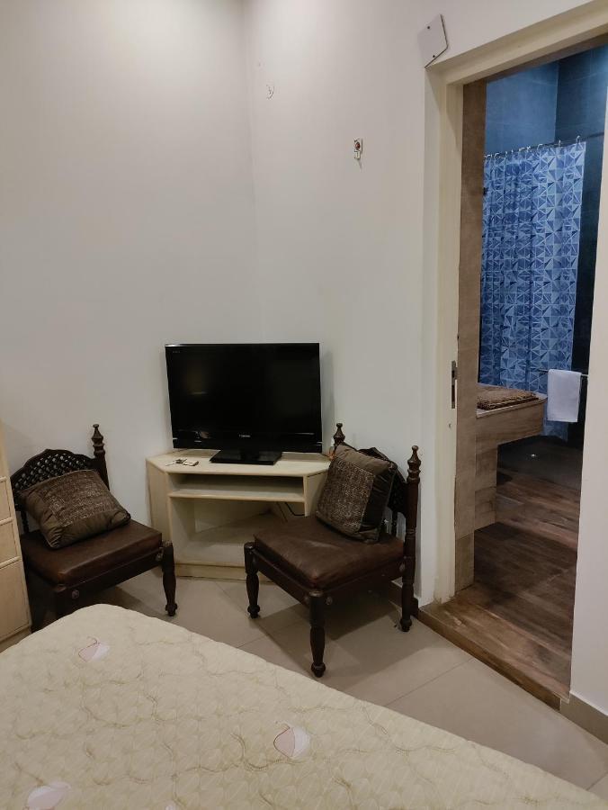 Purn Tosh Homestay *